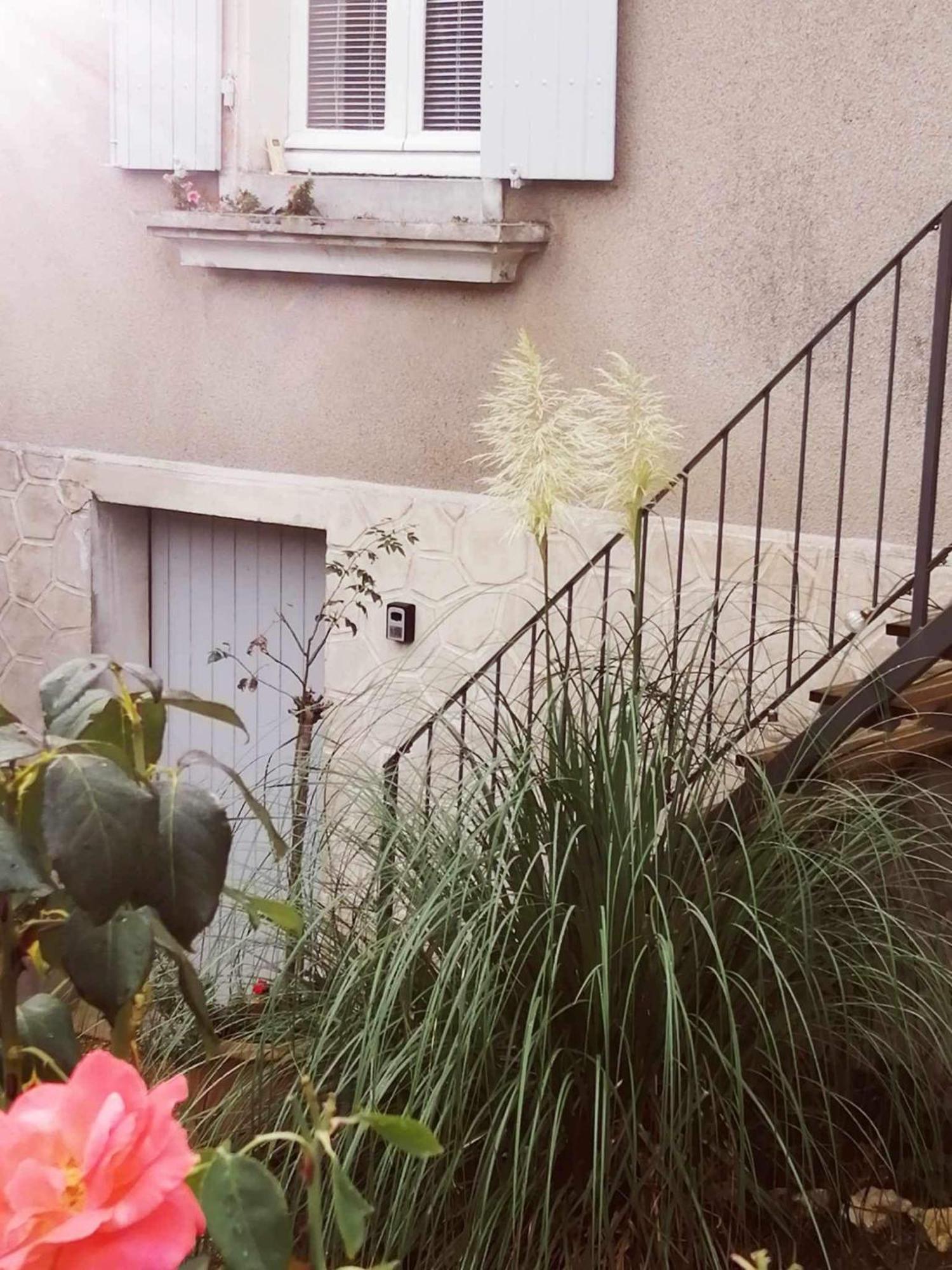 Apartment 15B Ruffec  Exterior photo